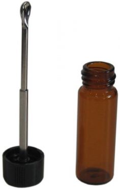 Glass Snuff Bottle with Telescopic Spoon 