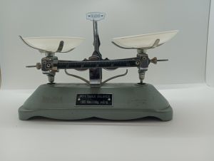 Tabletop Balance Scales. 0.1-100g